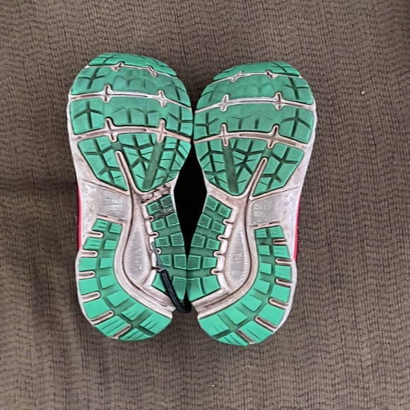 Brooks Shoes Used Brooks Running Shoes Poshmark